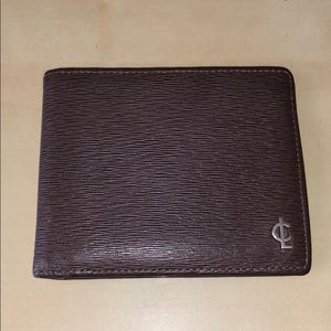 Used Authentic coach leather wallet